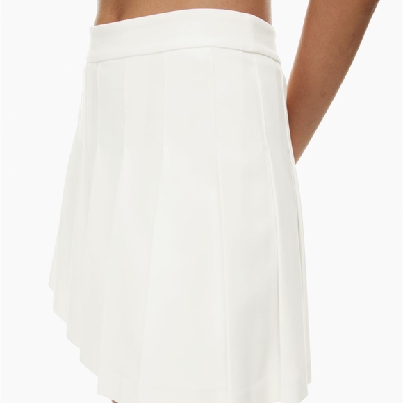 Aritzia Sunday Best Olive Micro Pleated Skirt - Picture 8 of 10